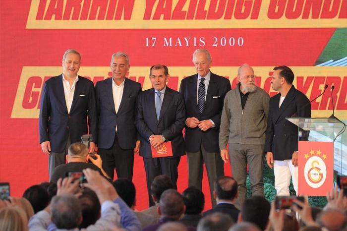 Galatasaraydan birlik beraberlik pozu Efsane başkanlar Kemerburgazda bir arada...