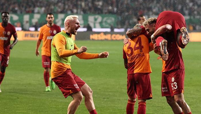 Galatasaray, Konyada hata yapmadı Spor yazarları şampiyonluğu sizler için değerlendirdi: Elini kolunu sallayarak 2 gol attı Artık kim nasıl anlatırsa hikayesini...