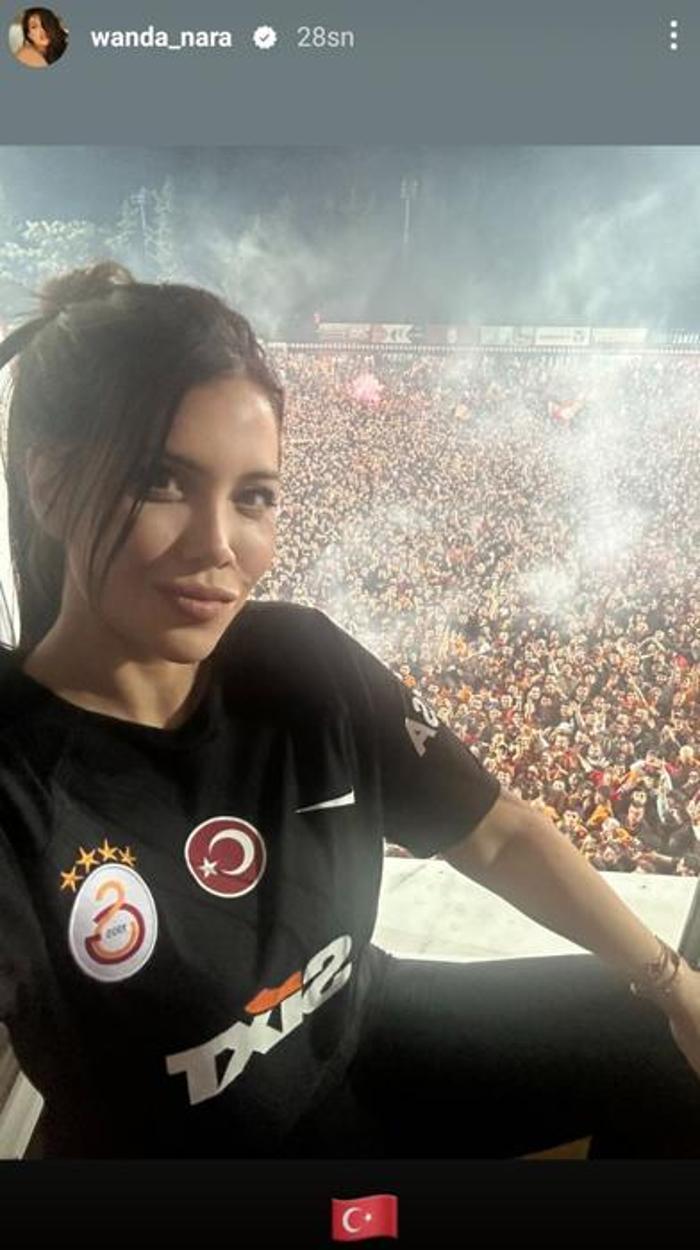 Galatasaray şampiyonluğu sonrası hızını alamadı Wanda Naranın paylaşımları sosyal medyayı salladı