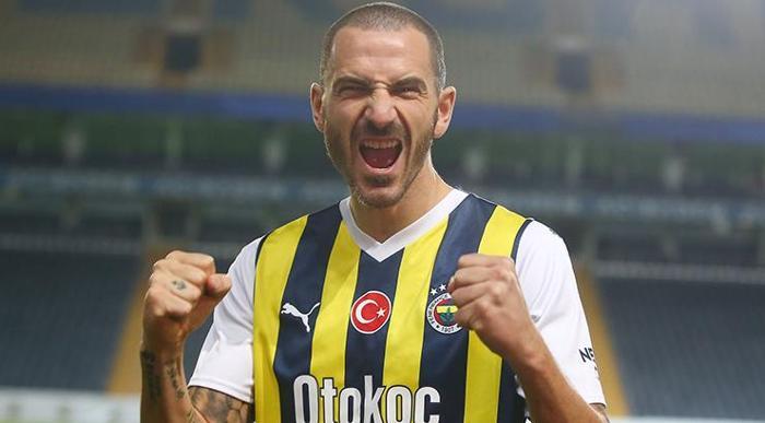 BONUCCİYE İKİ SÜRPRİZ TEKLİF