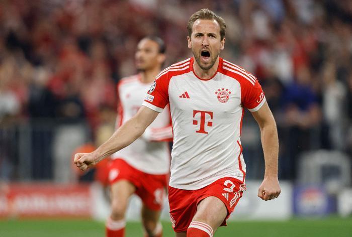 1.HARRY KANE