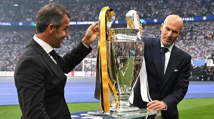 Futbol dünyasından Şampiyonlar Liginin finaline akın Abdullah Avcı, Ali Koç, Aziz Yıldırım, Fatih Terim; Wembleyde...