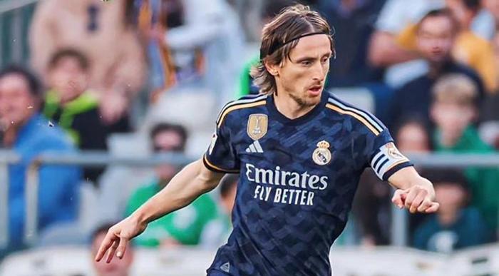 LUKA MODRİC