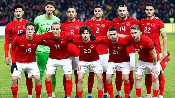 GENÇLER DÖRT GÖZLE BEKLENİYOR