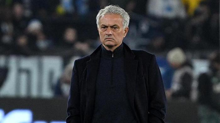 Mourinho yeni transferi Brezilyadan getiriyor Fenerbahçeden sürpriz hamle