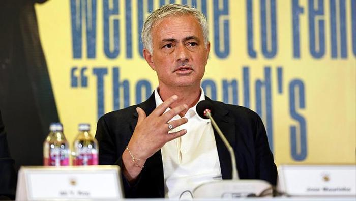 ŞİMDİ FENERBAHÇEYE GELİYORSUN...