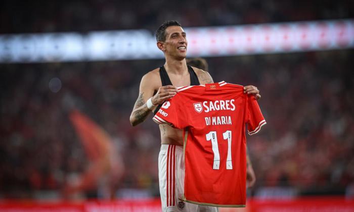 48 maçta 17 gol, 15 asist
