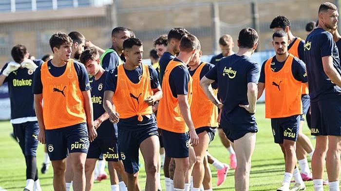 Fenerbahçede Mourinho sahaya indi İşte ilk idmandan kareler