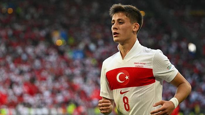 PORTEKİZ MAÇINDA YEDEK KALINCA...