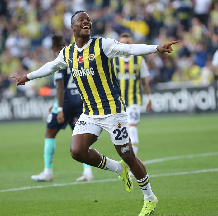 3 YILLIĞINA GALATASARAYDA