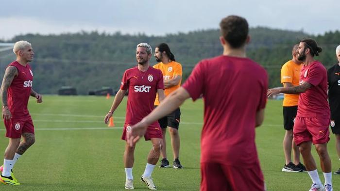 Galatasaray Kemerburgazda sahaya indi Michy Batshuayi...