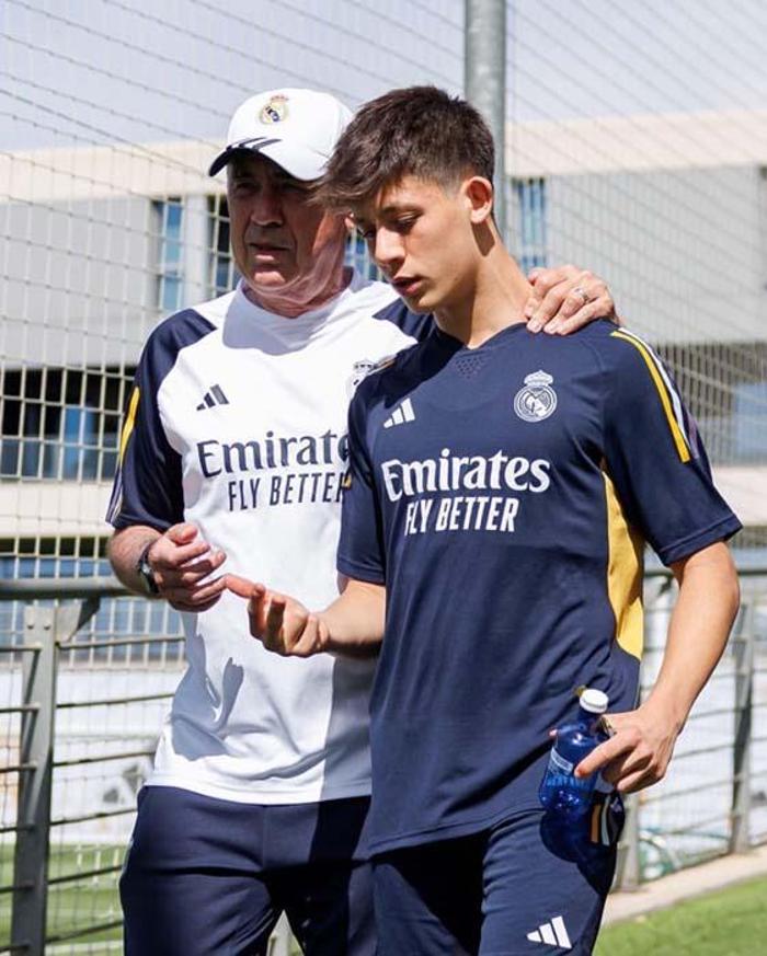 ANCELOTTİ HAK EDEN FIRSAT VERMİYOR
