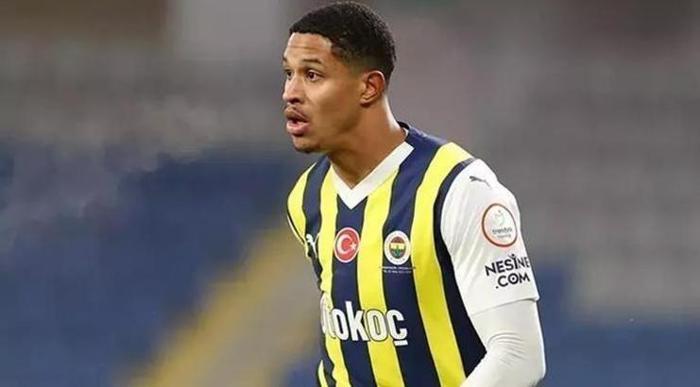 HULL CİTY İLE KARŞILAŞTI