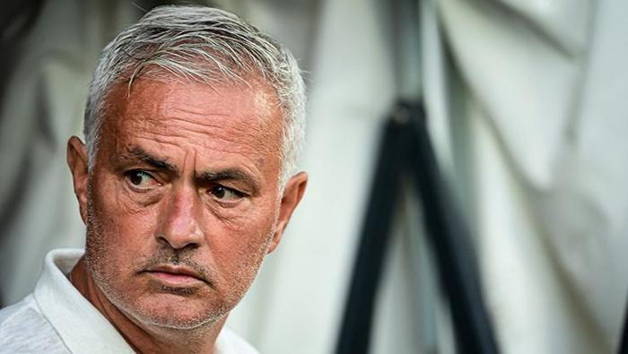 MOURINHO’DAN TEPKİ: UEFA NASIL İZİN VERİYOR