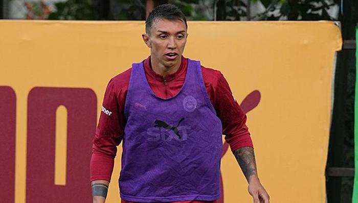 FERANDO MUSLERA