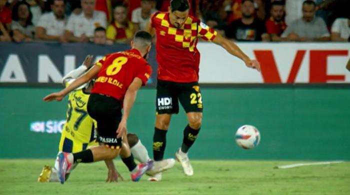 Trioda Göztepe - Fenerbahçe maçının tartışmalı pozisyonları değerlendirildi: Atlanan penaltı, verilen penaltı, iptal edilen gol, kırmızı kart beklenen an...