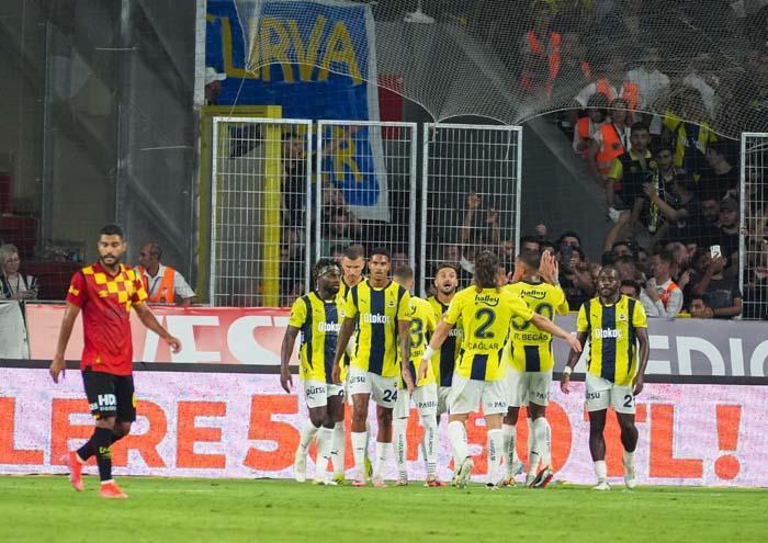 PERDEYİ F.BAHÇE AÇTI