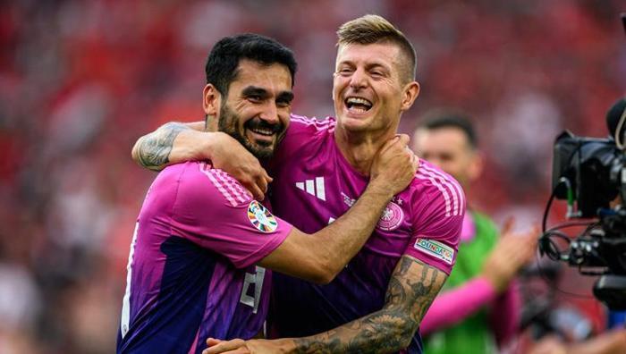 Bomba İlkay Gündoğan sözleri: Mourinho ve Fenerbahçe hazır