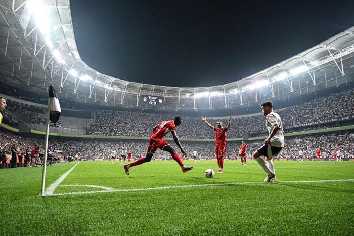 Beşiktaşın Sivassporu devirdiği maç sonrası dikkat çeken sözler Onun gelişiyle birlikte dünyası değişti
