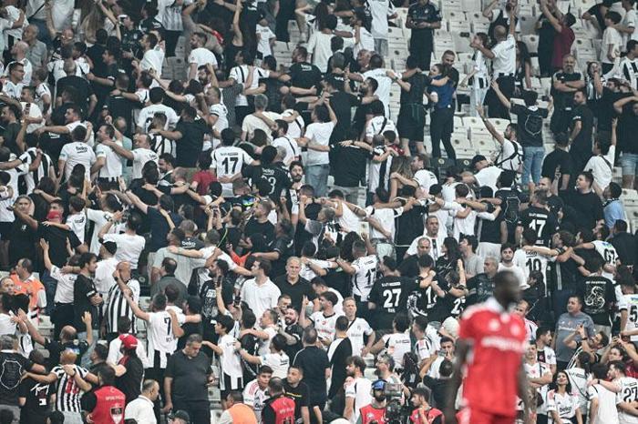 İRTİFA KAYBEDİYOR