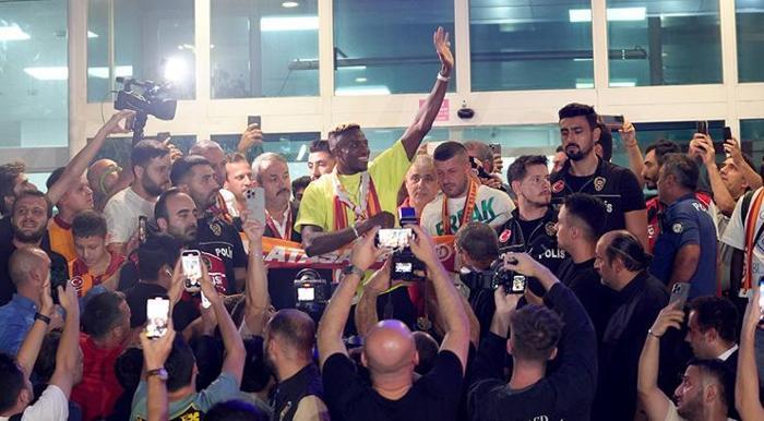 Galatasarayın Osimhen transferi sonrası uyarı: Mourinhonun dikkatine...