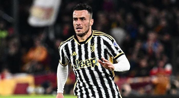 Galatasarayda rota Juventus Osimhen sonrası dünya çapında 2 yıldız daha...