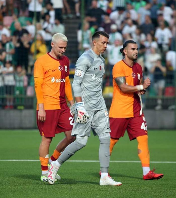 KAFA FUTBOLU BIRAKTI