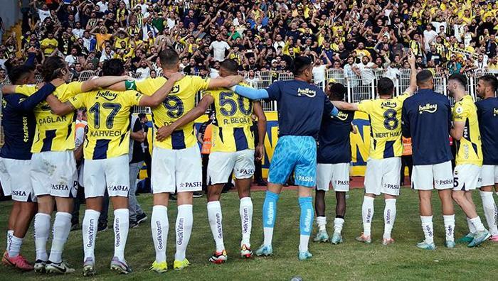 Mourinho, derbi öncesi Samandırada sabahladı, Galatasarayı çalıştı: Dört isme dikkat çekti