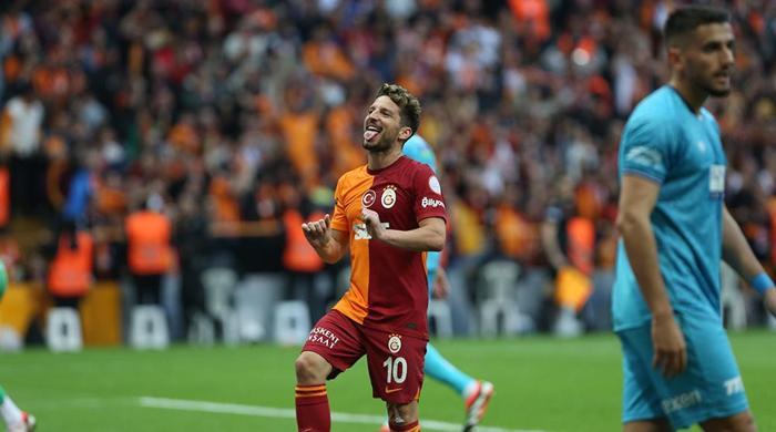 Okan Buruk, Galatasarayın tarihini baştan yazmaya kararlı... Bir rekor daha yolda