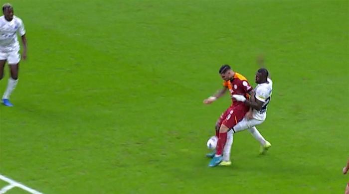Trioda Galatasaray - Kasımpaşa maçının tartışmalı pozisyonları değerlendirildi: Faul beklenen gol anı, iptal edilen ve verilen penaltılar...