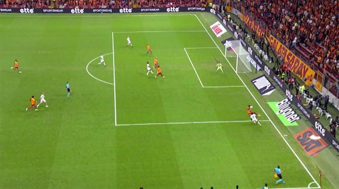 Trioda Galatasaray - Kasımpaşa maçının tartışmalı pozisyonları değerlendirildi: Faul beklenen gol anı, iptal edilen ve verilen penaltılar...