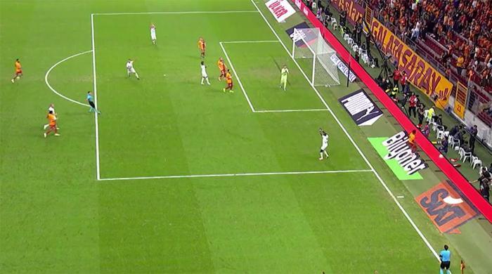 Trioda Galatasaray - Kasımpaşa maçının tartışmalı pozisyonları değerlendirildi: Faul beklenen gol anı, iptal edilen ve verilen penaltılar...