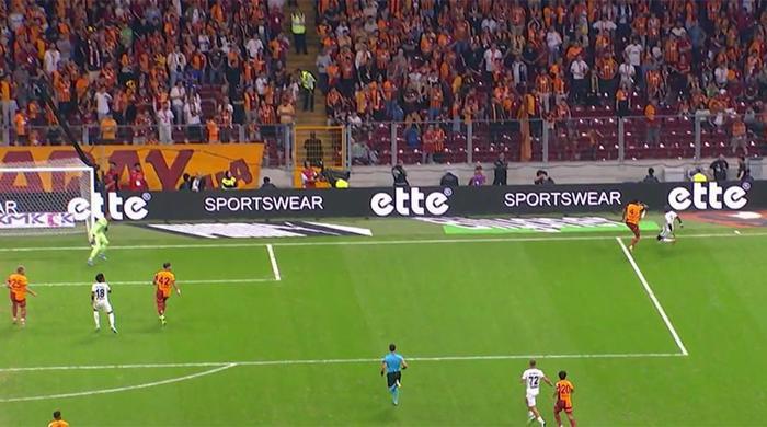 Trioda Galatasaray - Kasımpaşa maçının tartışmalı pozisyonları değerlendirildi: Faul beklenen gol anı, iptal edilen ve verilen penaltılar...