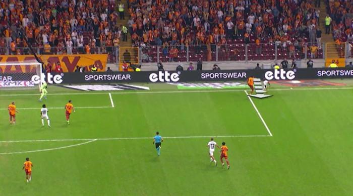 Trioda Galatasaray - Kasımpaşa maçının tartışmalı pozisyonları değerlendirildi: Faul beklenen gol anı, iptal edilen ve verilen penaltılar...