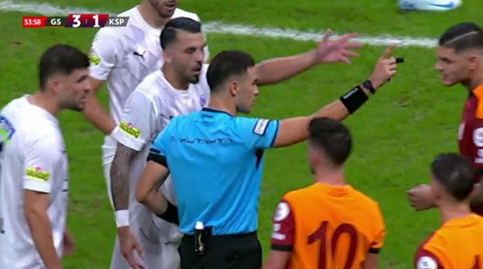 Trioda Galatasaray - Kasımpaşa maçının tartışmalı pozisyonları değerlendirildi: Faul beklenen gol anı, iptal edilen ve verilen penaltılar...