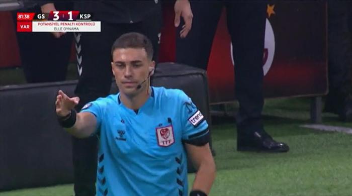 Trioda Galatasaray - Kasımpaşa maçının tartışmalı pozisyonları değerlendirildi: Faul beklenen gol anı, iptal edilen ve verilen penaltılar...