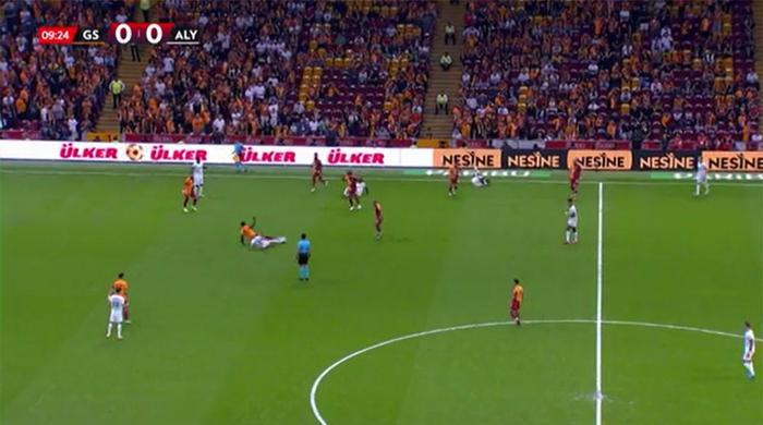 Trioda Galatasaray - Alanyaspor maçının tartışmalı pozisyonları değerlendirildi: Kırmızı kart ve penaltı beklenen anlar