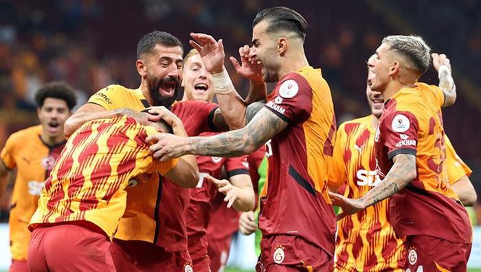ALANYASPOR MAÇIYLA HAYATA DÖNDÜ