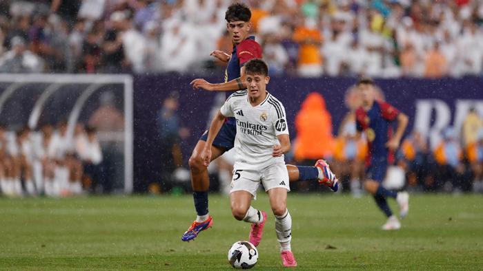 Arda Gülerin Real Madriddeki geleceği belli oldu O isim açıkladı ve uyardı Madridi bırakın...