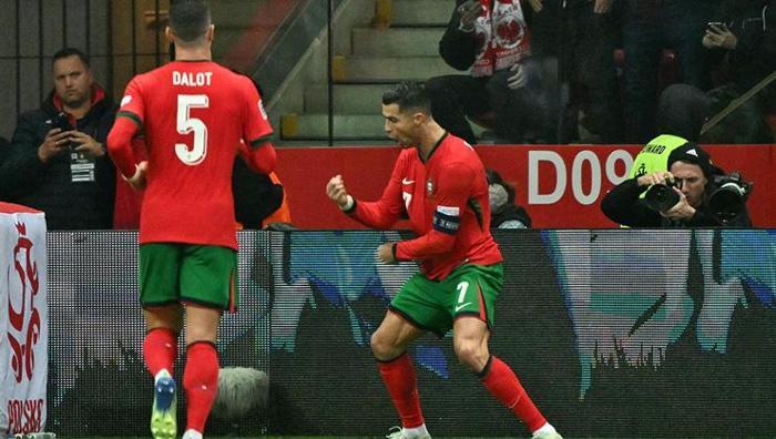 Osimhen, Haaland ve Messiye rakip oldu Fransızlar merakla beklenen listeyi açıkladı