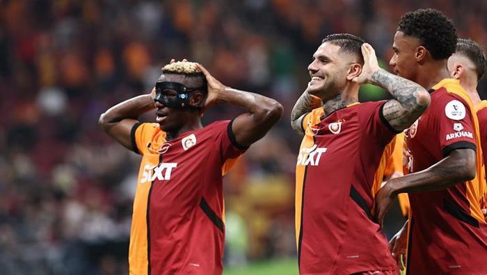 Osimhen, Haaland ve Messiye rakip oldu Fransızlar merakla beklenen listeyi açıkladı