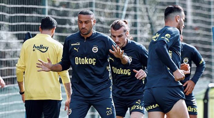 Fenerbahçeye Samsun maçı öncesi iki müjde