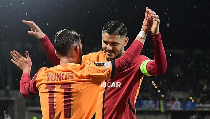 Galatasaray'ın Antalyaspor kafilesi:
Kaleciler: Muslera, Günay, Batuhan. Defans: Sanchez, Nelsson, Abdülkerim, Metehan, Jakobs, Kaan.
Orta saha: Barış, Torreira, Efe, Sara, Berkan, Eyüp, Sallai, Ziyech, Yunus, Mertens.
Forvet: Osimhen, Icardi, Batshuayi.