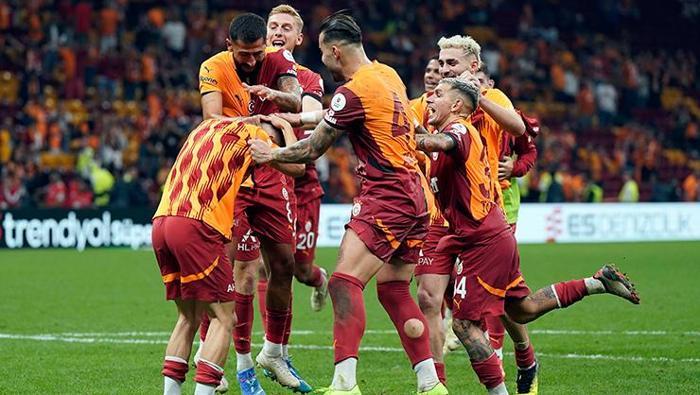 Sarı-Kırmızılılar ligde geçtiğimiz sezonun son maçında Konyaspor’u yenerken, bu sezon da Hatayspor, Konyaspor, Adana Demirspor, Çaykur Rizespor, Gaziantep FK, Fenerbahçe ve Alanyaspor’u mağlup etti, Kasımpaşa ile ise berabere kaldı. Sarı-Kırmızılılar, Süper Lig’de deplasmandaki son mağlubiyetini 11 Kasım 2023 tarihinde ligin 12. haftasındaki Hatayspor mücadelesinde 2-1’lik skorla yaşadı.