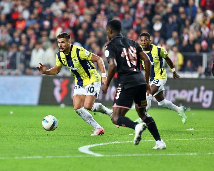 Fenerbahçenin Samsun maçı sonrası bomba sözler İsmail Kartaldan özür dilemek için kuyruğa gireceğiz