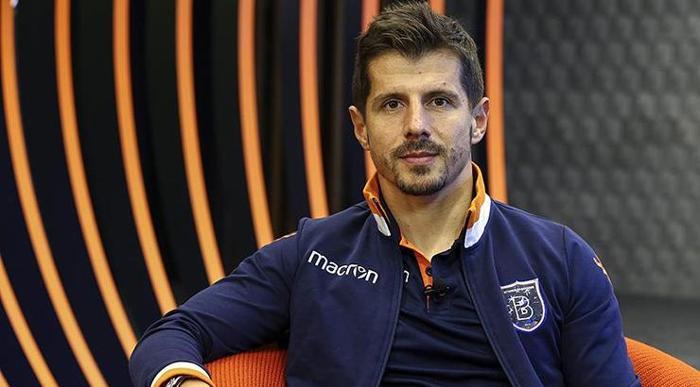 Emre Belözoğlu geri dönüyor İşte yeni adresi