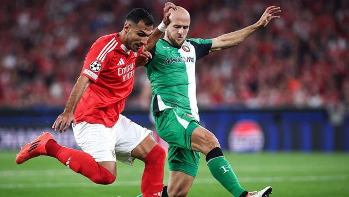 Kerem Aktürkoğluna Halil Umut Meler şoku: 3 kez VARdan döndü, Benfica dağıldı