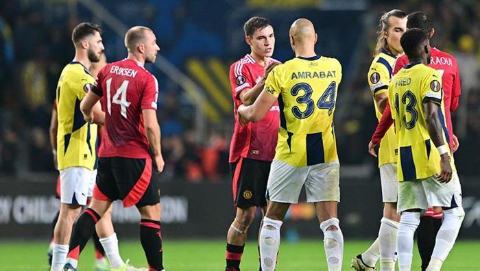 Fenerbahçe-Manchester United maçını bu sözle özetledi: Mourinhonun hep iki yüzlü olduğu söylenir Ateş çukuru gecesi...