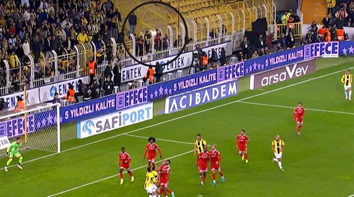 Trioda Fenerbahçe - Sivasspor maçının tartışmalı pozisyonları değerlendirildi: İptali beklenen goller, verilen penaltı...