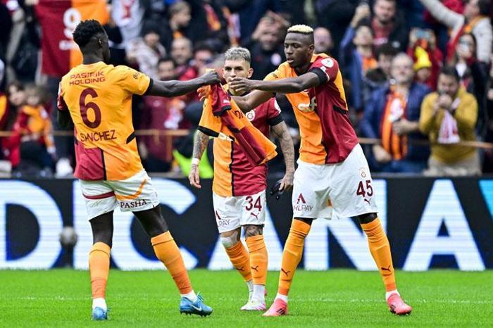Galatasarayın Samsunsporu yendiği maçı spor yazarları değerlendirdi: Olağanüstü çaba Yorgunluğa rağmen...